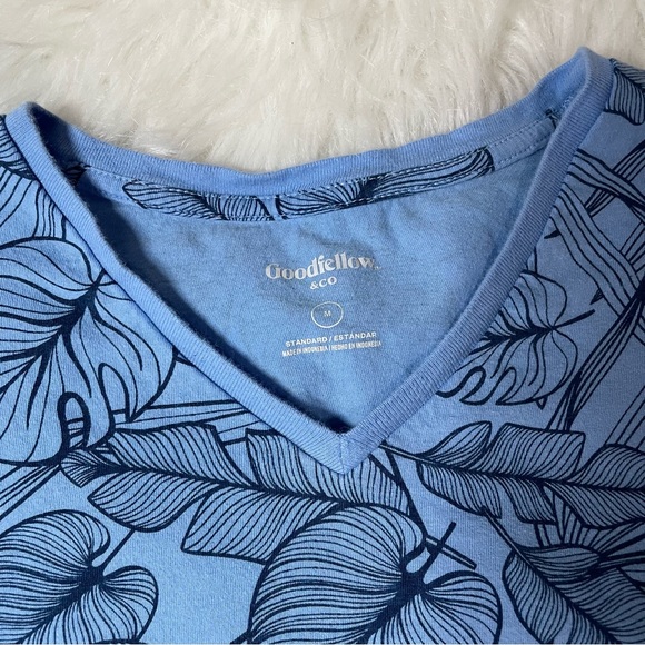 Goodfellow & Co Graphic Tee - Picture 4 of 6